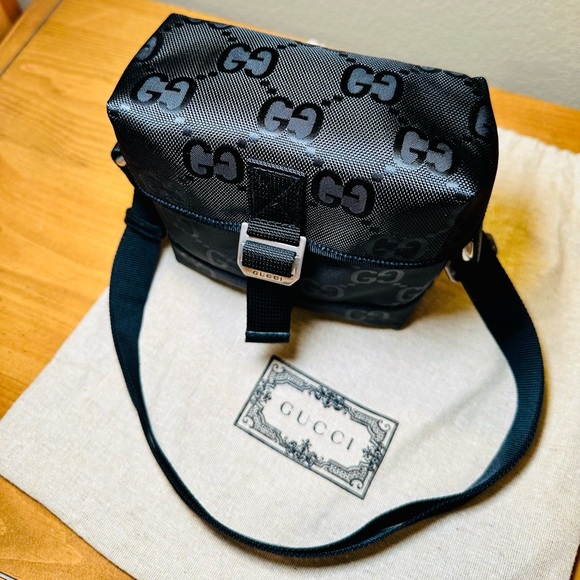 NEW Unisex Gucci Econyl Nylon Monogram Off The Grid Messenger Bag - Picture 12 of 17